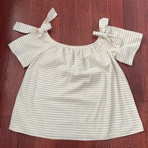 Below the shoulder summer top